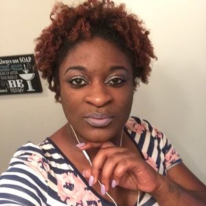 Meet your Posher, Christina